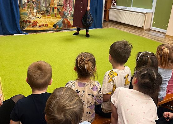 Grafika 9: Przedstawienie  teatralne pt. Niezwykła ryba"