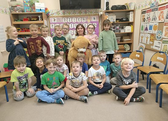 Grafika 1: Spotkanie z Panią Agatą z Biblioteki Publicznej w Wicku