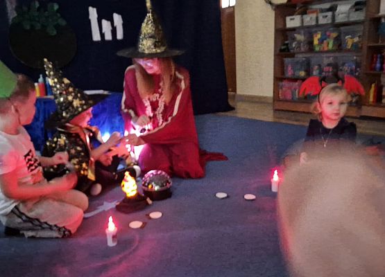 Grafika 7: 29.11.2024 Andrzejki w naszym przedszkolu gr I