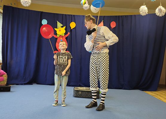 Grafika 21: Występy artysty cyrkowego - klauna Macieja Słowika