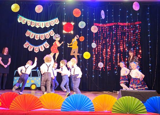 Grafika 33: 21.01.2025 Dzień Babci i Dziadka