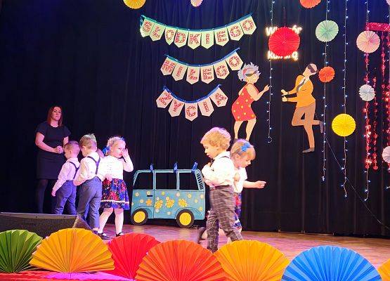 Grafika 36: 21.01.2025 Dzień Babci i Dziadka