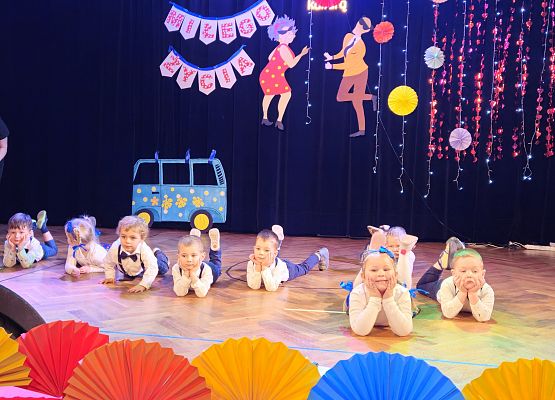 Grafika 46: 21.01.2025 Dzień Babci i Dziadka