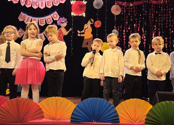 Grafika 69: 21.01.2025 Dzień Babci i Dziadka