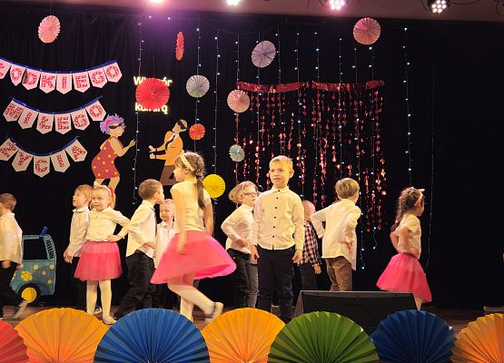 Grafika 75: 21.01.2025 Dzień Babci i Dziadka