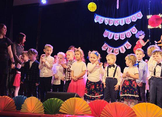 Grafika 123: 21.01.2025 Dzień Babci i Dziadka