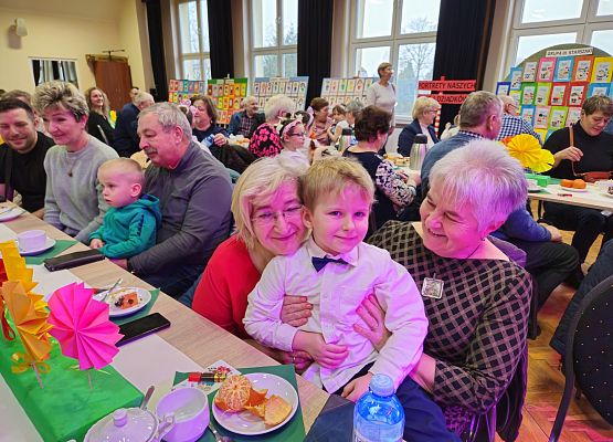 Grafika 129: 21.01.2025 Dzień Babci i Dziadka
