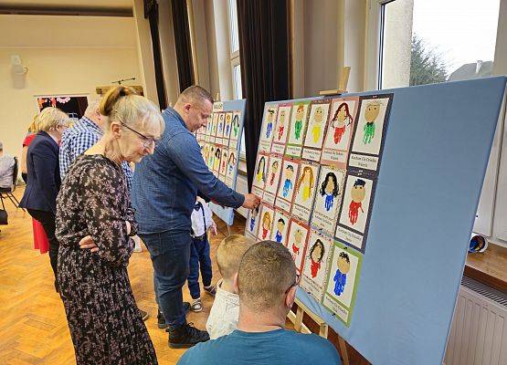 Grafika 154: 21.01.2025 Dzień Babci i Dziadka