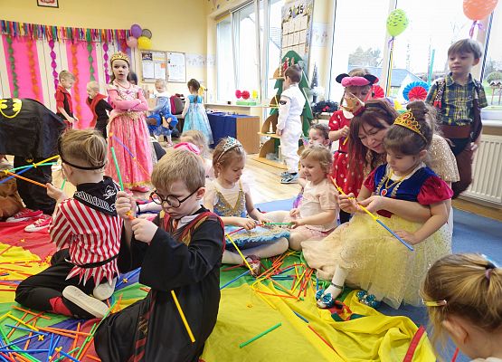 Grafika 83: 31.01.2025  Bal Karnawałowy