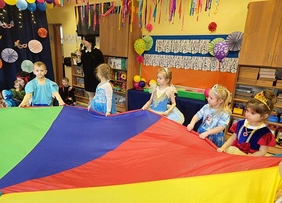 Grafika 109: 31.01.2025  Bal Karnawałowy