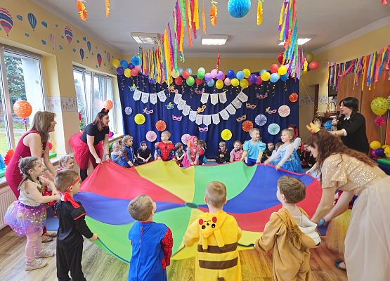 Grafika 111: 31.01.2025  Bal Karnawałowy