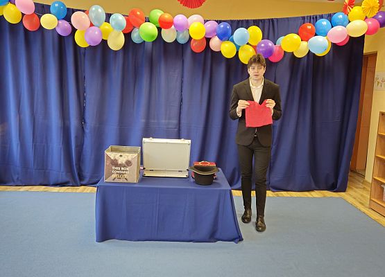 Grafika 3: 05.02.2025 Występ Iluzjonisty DaVida Olesh
