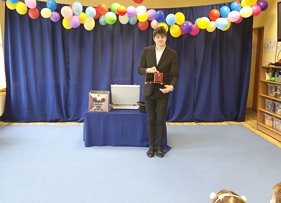 Grafika 56: 05.02.2025 Występ Iluzjonisty DaVida Olesh