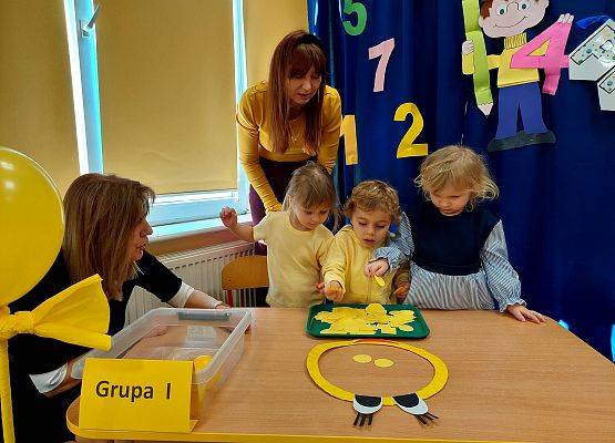 Grafika 41: 12.02.2025 Międzygrupowy Konkurs Matematyczny "Przybij piątkę"