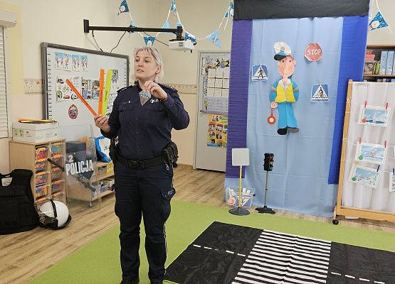 Grafika 40: 20.02.2025 Spotkanie z Panią aspirant Agnieszką Bednarek