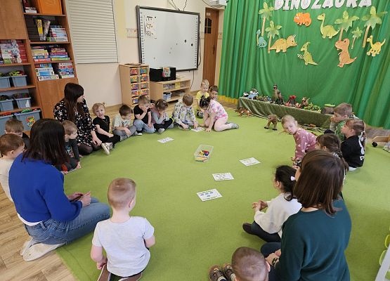 Grafika 15: 26.02.2025 Dzień Dinozaura w przedszkolu