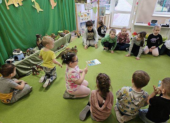 Grafika 30: 26.02.2025 Dzień Dinozaura w przedszkolu