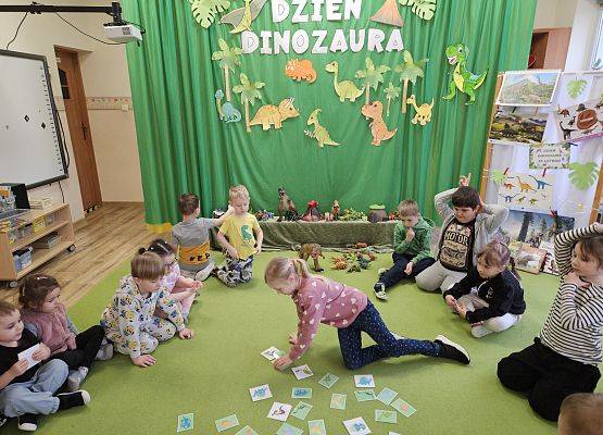 Grafika 36: 26.02.2025 Dzień Dinozaura w przedszkolu
