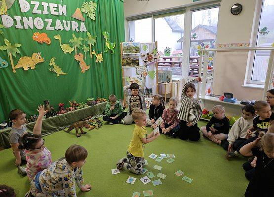 Grafika 39: 26.02.2025 Dzień Dinozaura w przedszkolu