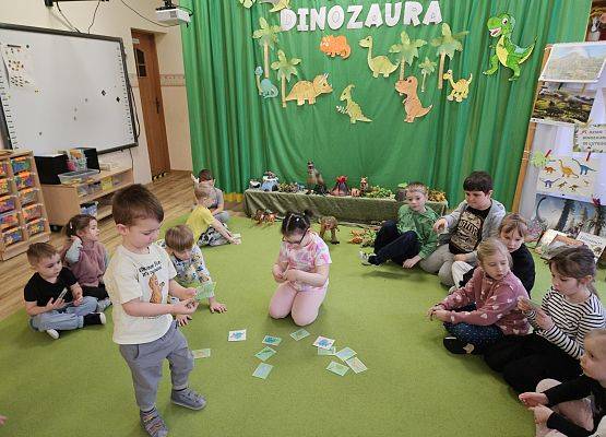 Grafika 41: 26.02.2025 Dzień Dinozaura w przedszkolu