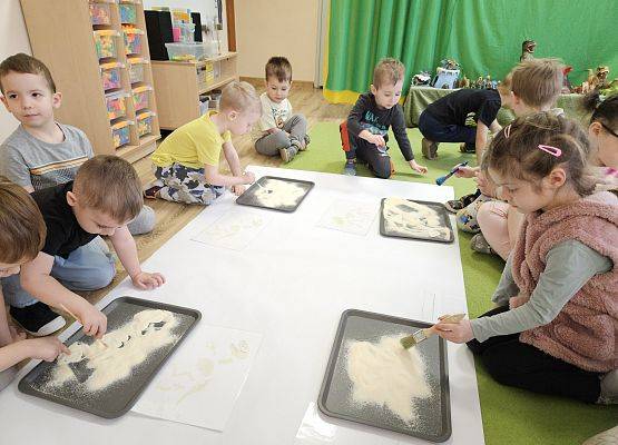 Grafika 44: 26.02.2025 Dzień Dinozaura w przedszkolu