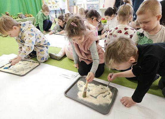 Grafika 51: 26.02.2025 Dzień Dinozaura w przedszkolu