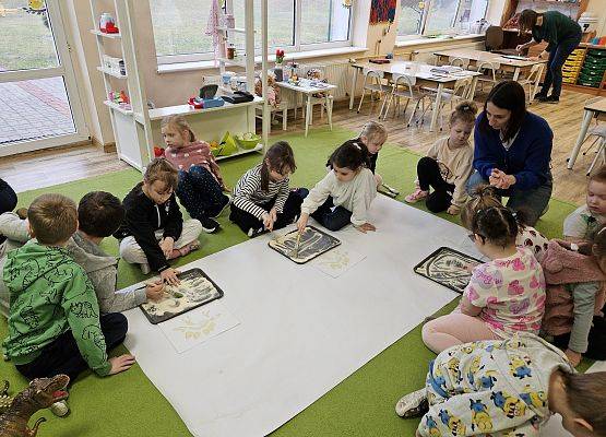 Grafika 56: 26.02.2025 Dzień Dinozaura w przedszkolu