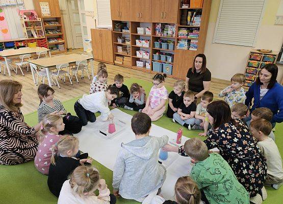 Grafika 65: 26.02.2025 Dzień Dinozaura w przedszkolu