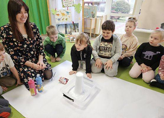 Grafika 71: 26.02.2025 Dzień Dinozaura w przedszkolu