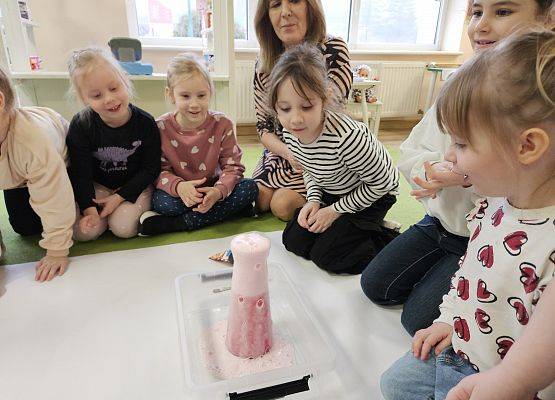 Grafika 73: 26.02.2025 Dzień Dinozaura w przedszkolu