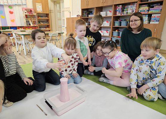 Grafika 76: 26.02.2025 Dzień Dinozaura w przedszkolu