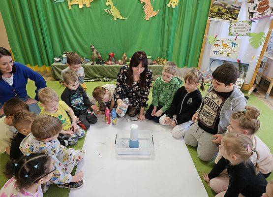 Grafika 78: 26.02.2025 Dzień Dinozaura w przedszkolu