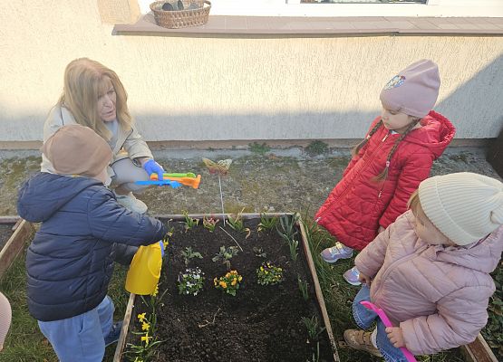 Grafika 14: 24.03.2025 Wiosenne prace w naszym ogrodzie