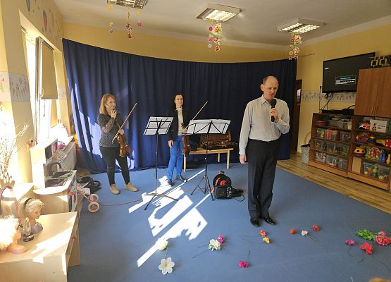 Grafika 7: 24.03.2025 Koncert muzyczny w naszym przedszkolu