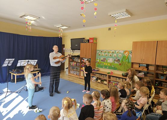 Grafika 23: 24.03.2025 Koncert muzyczny w naszym przedszkolu