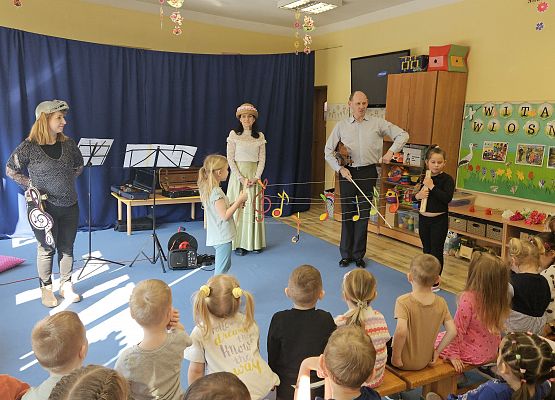 Grafika 47: 24.03.2025 Koncert muzyczny w naszym przedszkolu