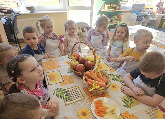 Grafika 7: 04.04.2025 Dzień marchewki