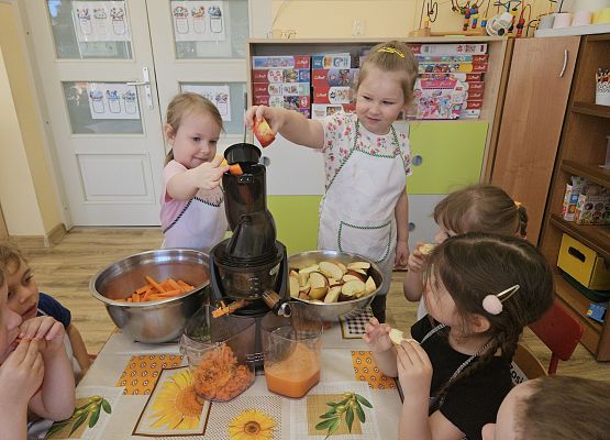 Grafika 15: 04.04.2025 Dzień marchewki