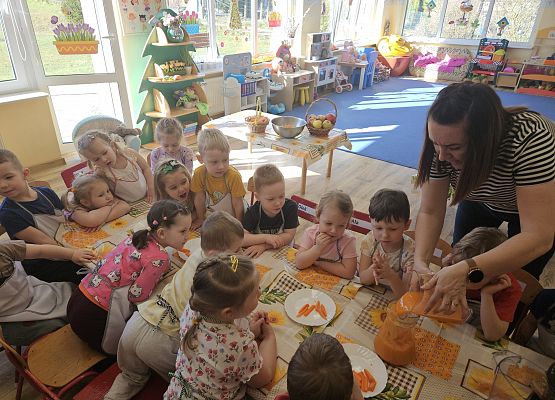 Grafika 22: 04.04.2025 Dzień marchewki