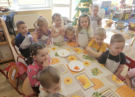 Grafika 28: 04.04.2025 Dzień marchewki