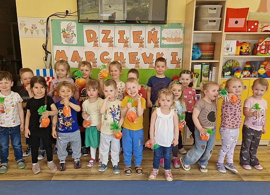 Grafika 36: 04.04.2025 Dzień marchewki