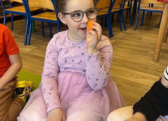 Grafika 54: 04.04.2025 Dzień marchewki