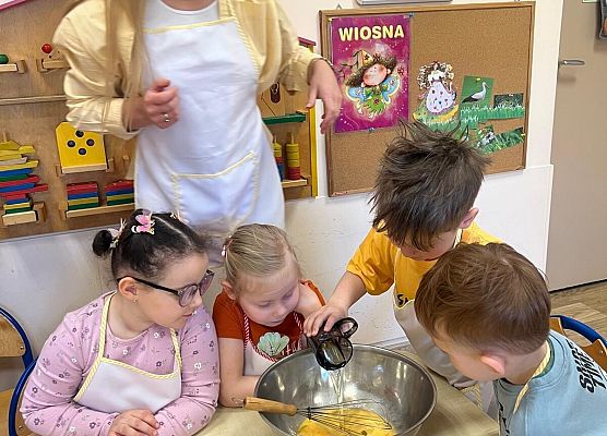 Grafika 64: 04.04.2025 Dzień marchewki