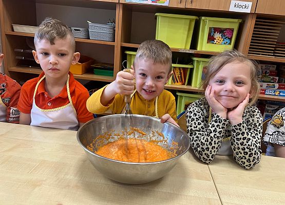 Grafika 70: 04.04.2025 Dzień marchewki