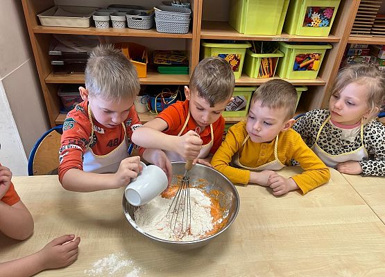 Grafika 71: 04.04.2025 Dzień marchewki