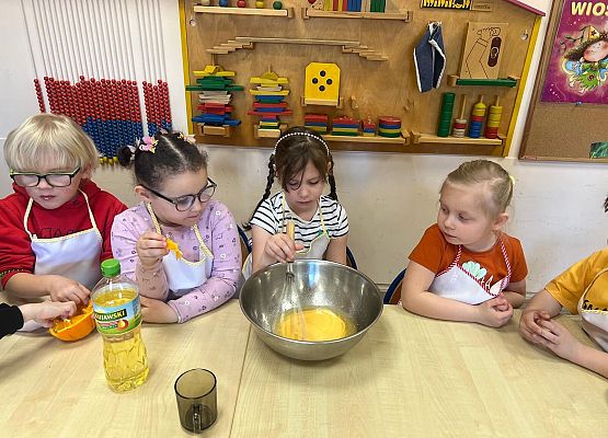 Grafika 75: 04.04.2025 Dzień marchewki