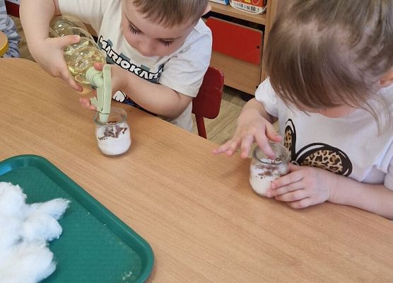 Grafika 4: 07.04.2025 Wielkanocne warsztaty kreatywne w gr I