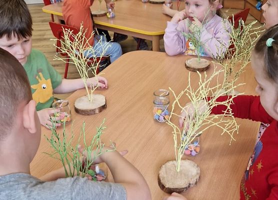 Grafika 27: 07.04.2025 Wielkanocne warsztaty kreatywne w gr I