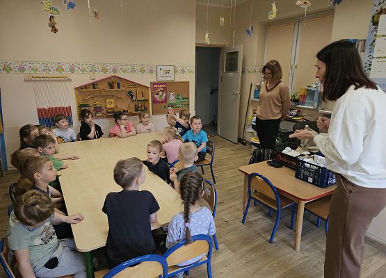 Grafika 1: 10.04.2025 Wielkanocne warsztaty kreatywne w gr II