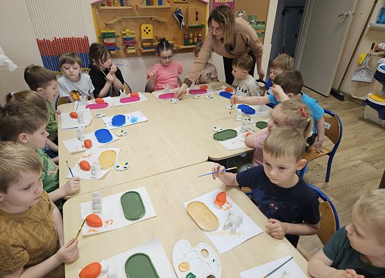 Grafika 33: 10.04.2025 Wielkanocne warsztaty kreatywne w gr II